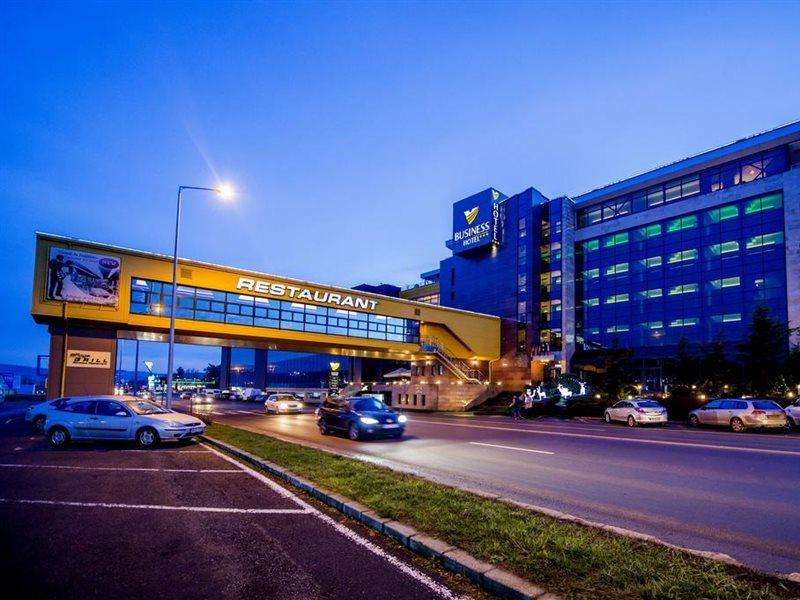 Business Hotel Casoria Esterno foto