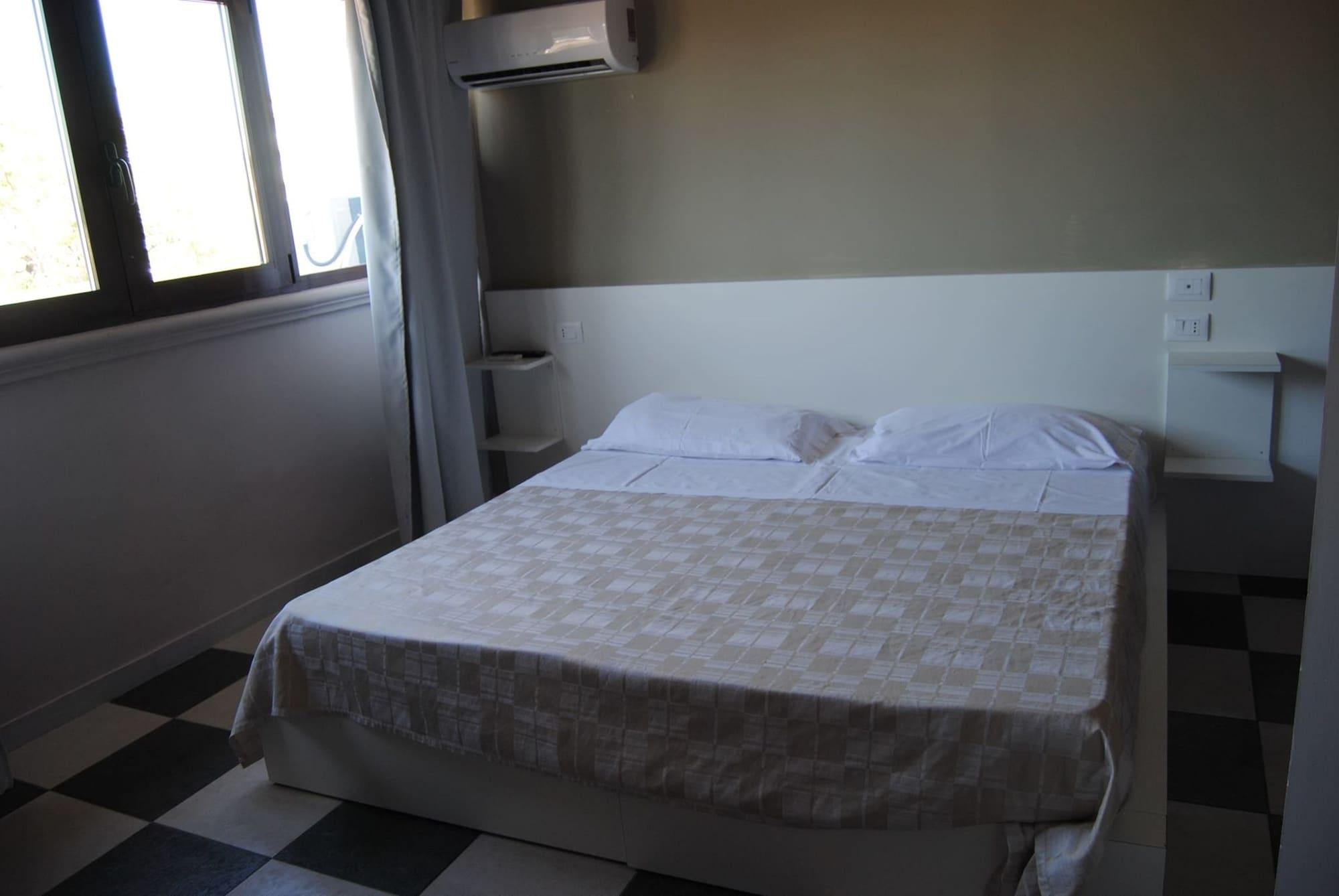 Business Hotel Casoria Esterno foto