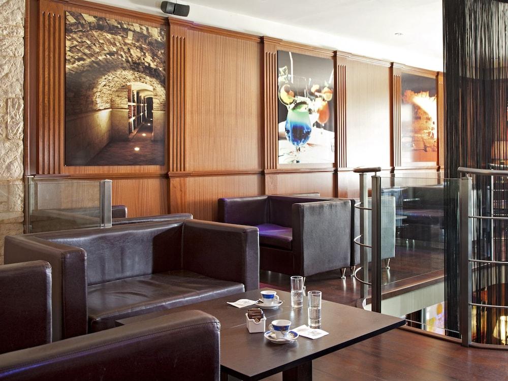 Business Hotel Casoria Esterno foto