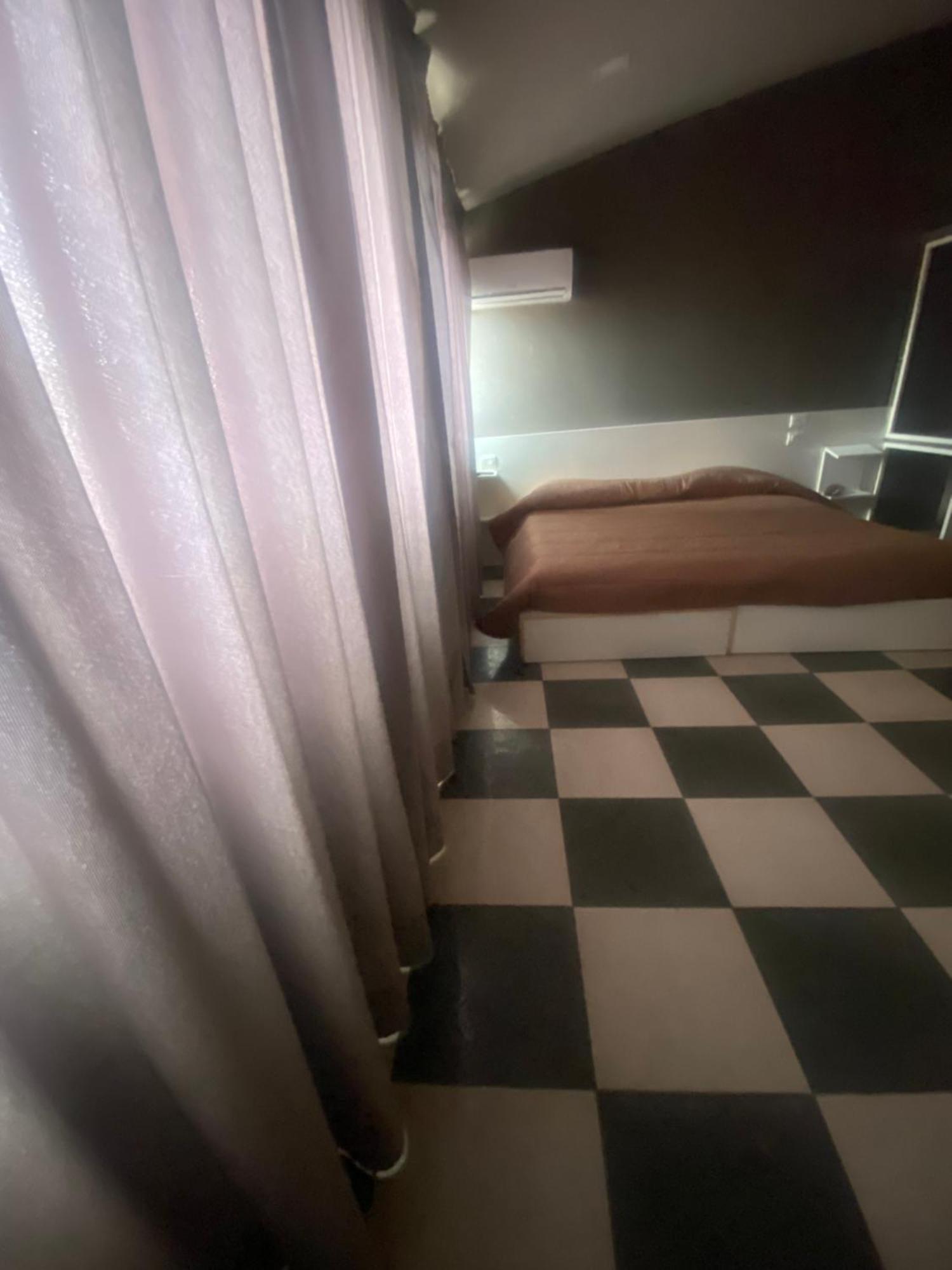 Business Hotel Casoria Esterno foto