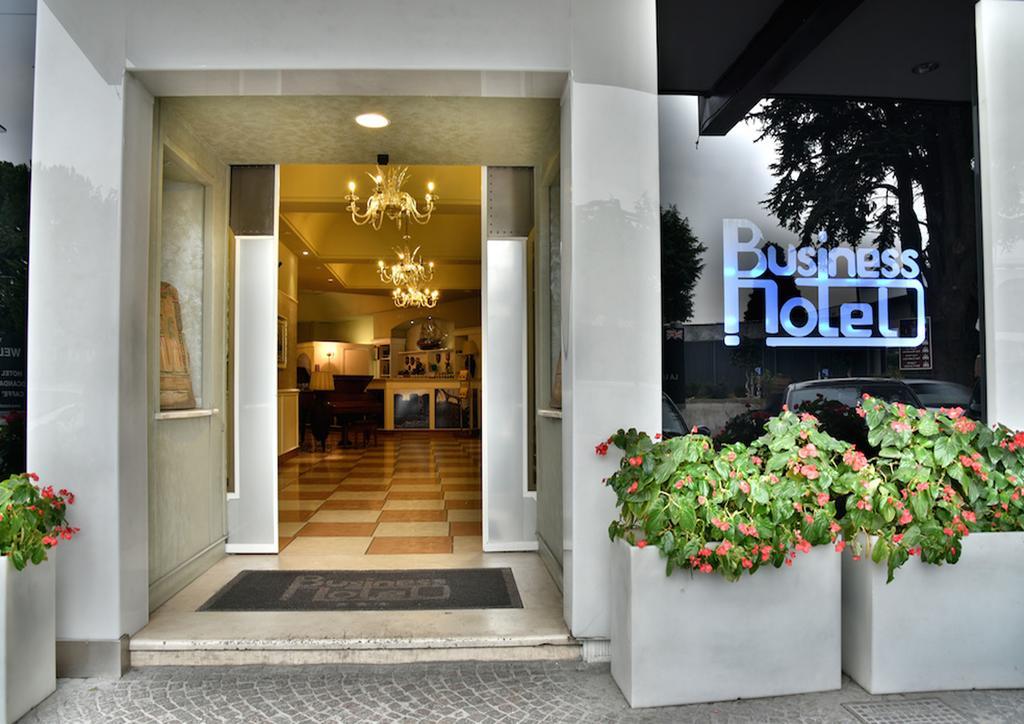 Business Hotel Casoria Esterno foto