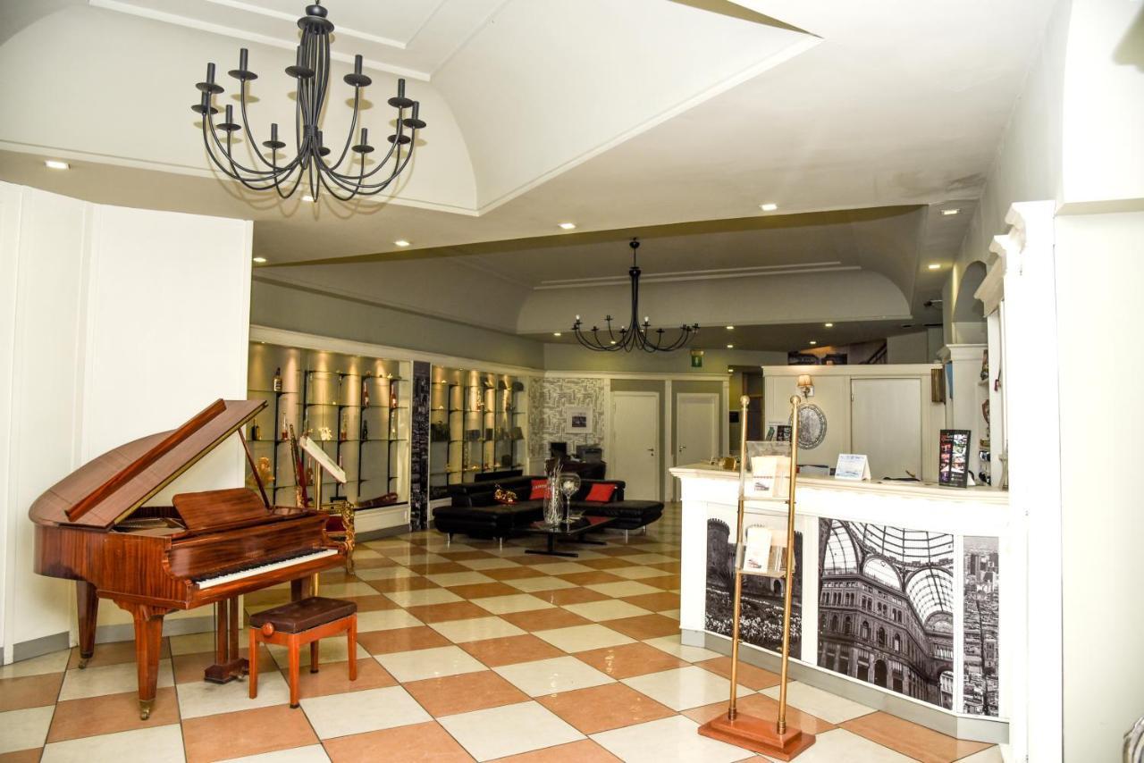 Business Hotel Casoria Esterno foto
