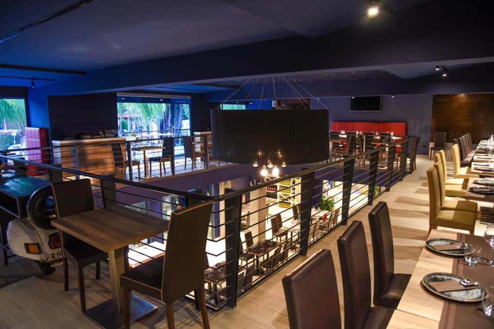 Business Hotel Casoria Esterno foto
